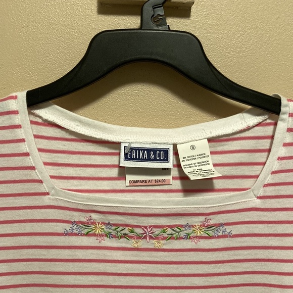 Erika&Co Pink/Wt Striped SS Boat Neck Embroidered Women’s Knit Shirt Sz ?S; NWT - Picture 2 of 7